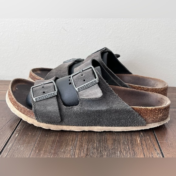 Birkenstock Shoes - Birkenstock Arizona Grey Suede Sandals Soft Footbed size 38 Women’s size 7